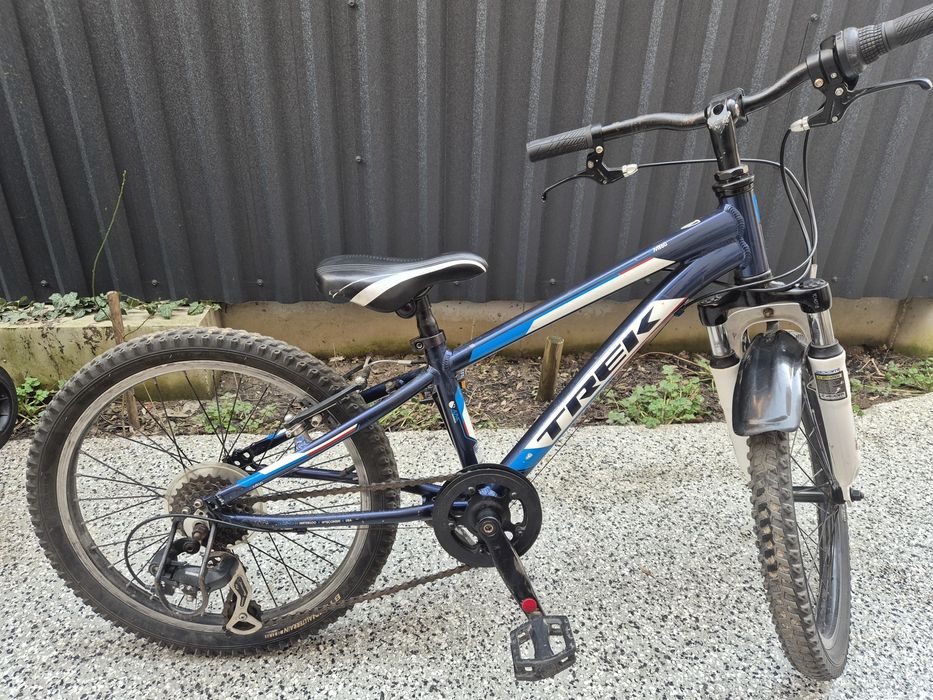 Bicicleta  Trek 20" pt. copii 6-9 ani