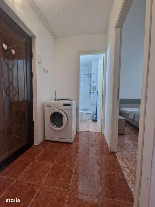 Faleza Nord-Garsoniera decomandata, centrala gaze, termen lung-350euro