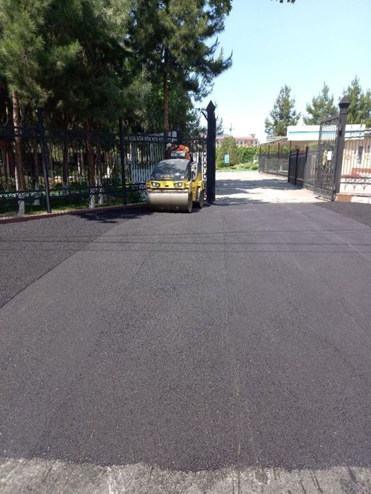 Asfalt ishlari bilan shug'ullanamiz