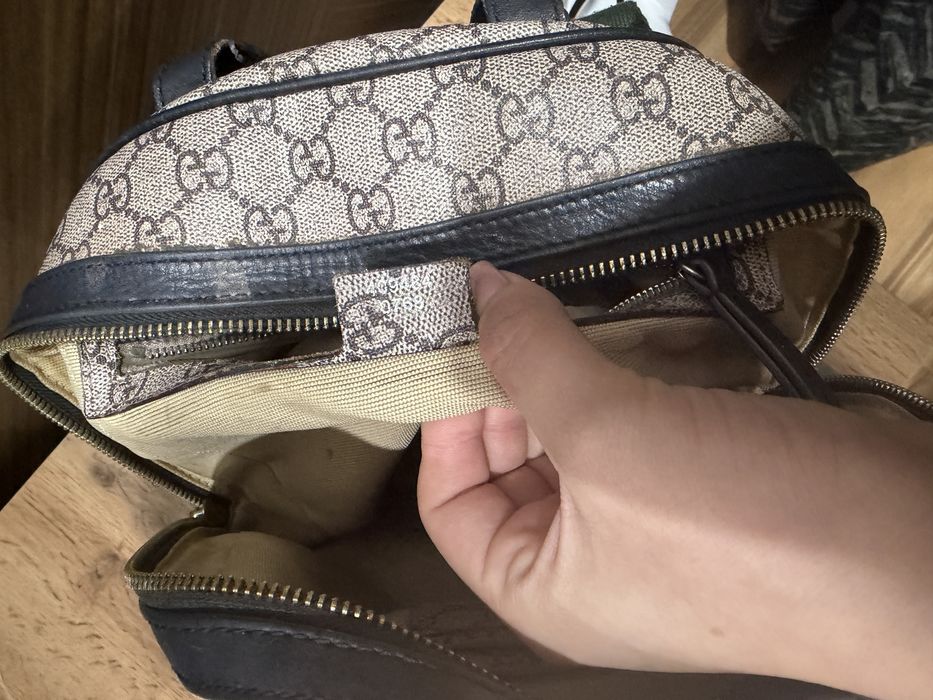 Продам оригинальный рюкзак Gucci