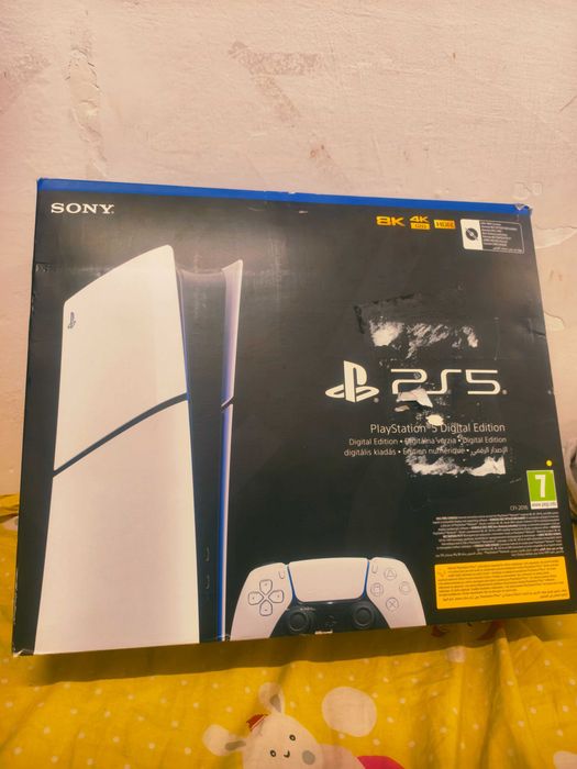 Playstation 5 825gb