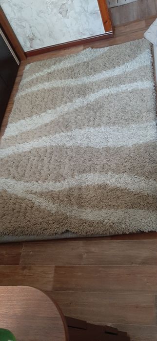 Продам небольшой ковёр