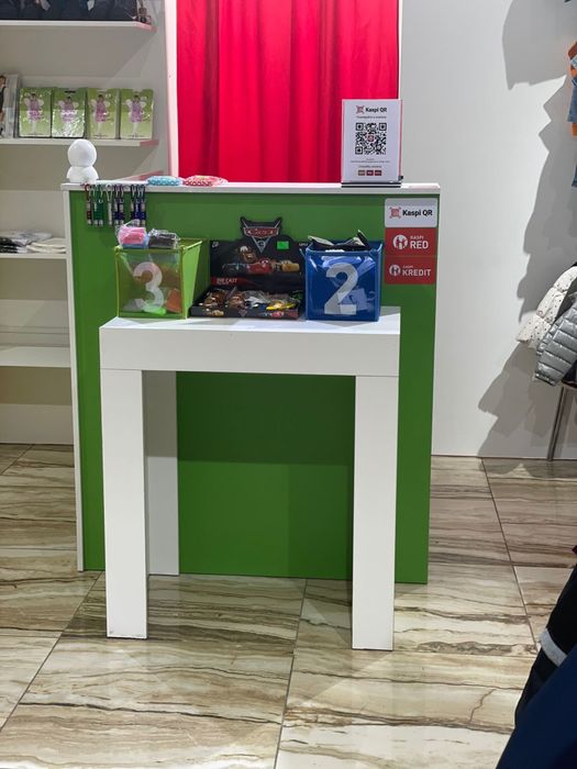 Продам мебель оборудование