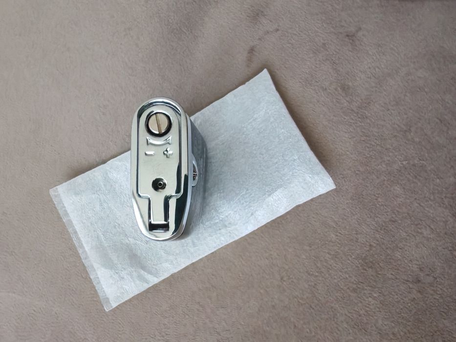 Здравейте продавам запалка на световно известната марка Macanudo.