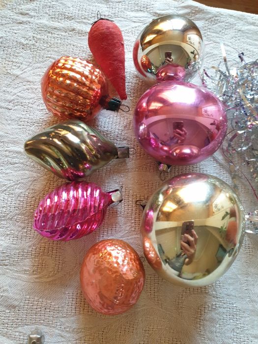 Ёлка и ёлочные игрушки