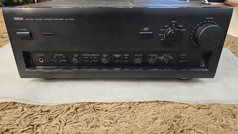 Amplificator Yamaha AX-1070 defect