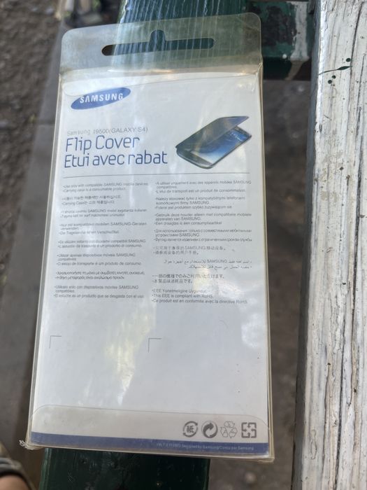 Samsung Galaxy s4 чехол продаю