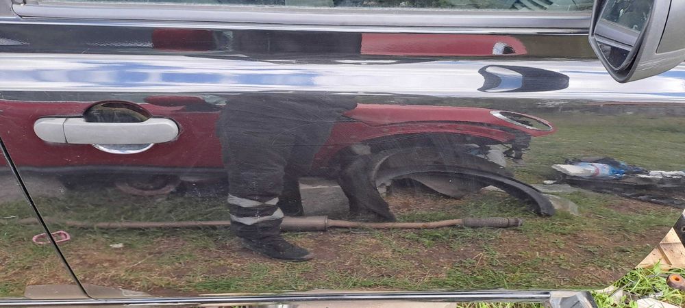 Врата / Врати / багажник ,заден капак NISSAN MICRA K12  1.2I 80к.с