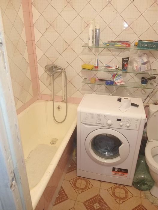 Продается квартира 2/2/5. 40м2 Авиягородок. Ор-р. Паспортный стол