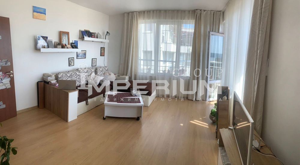 Дава се под наем Двустаен апартамент в Варна, Бриз - 65 кв.м за 408 € - Снимка #1