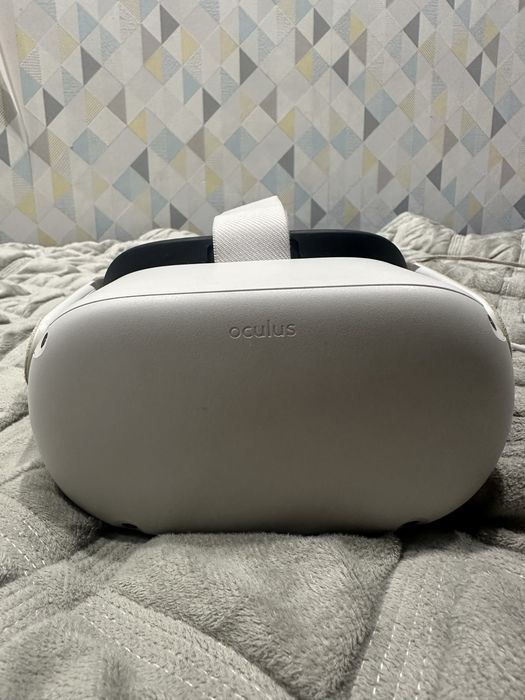 Meta Oculus Quest 2