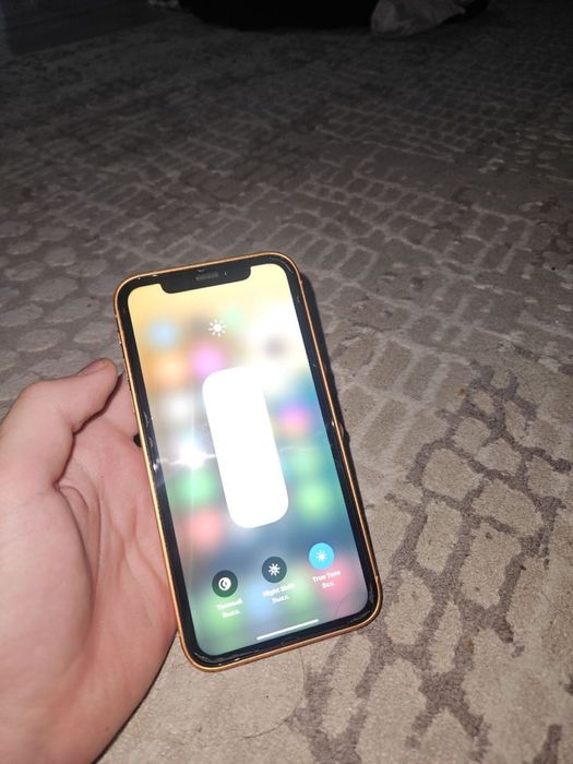 Iphone xr в корпусе 17 про макс