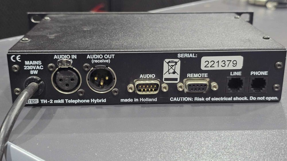 DATEQ TH-2 MKII – hibrid telefonic profesional broadcast + cabluri