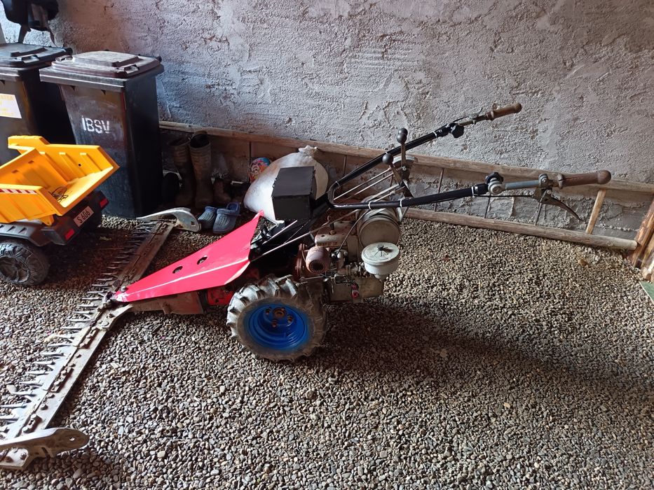 Vând cositoare rapid