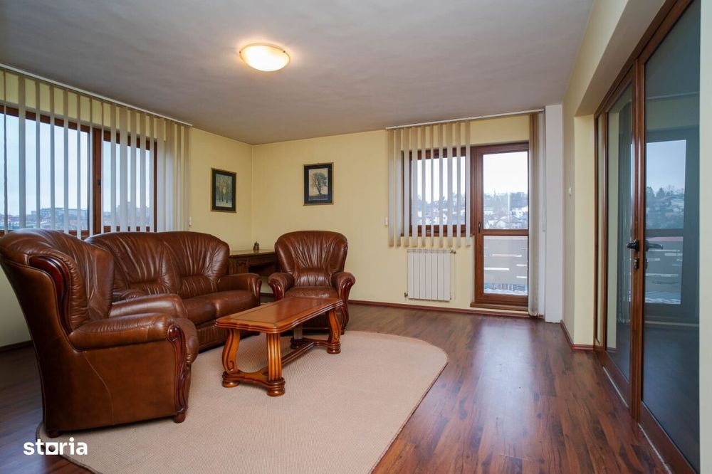 Apartament de inchiriat in vila 5 camere Iasi zona Centrala