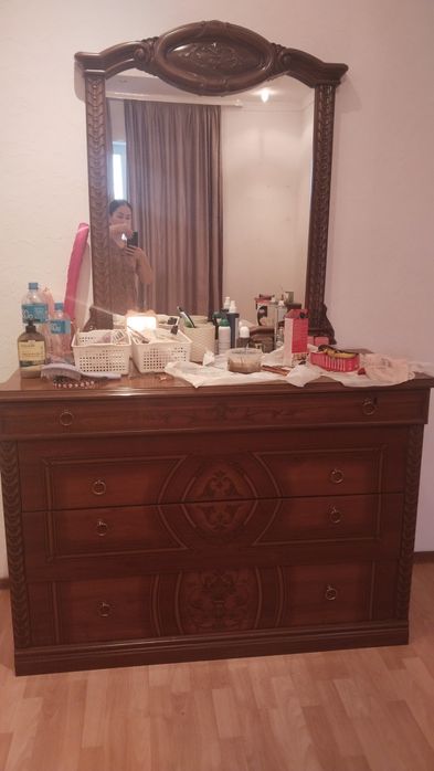 Отдам даром спальный гарнитур