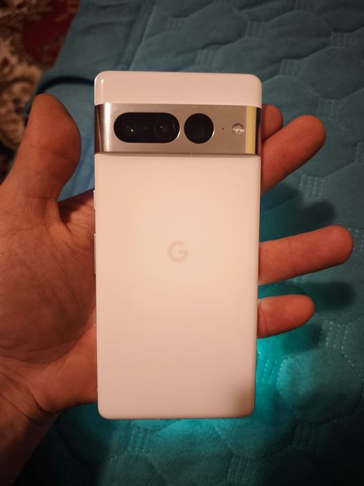 Vând google pixel 7 pro