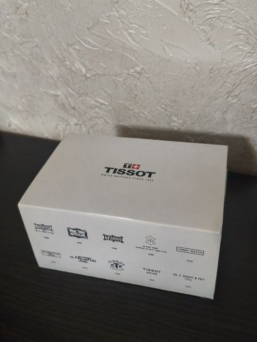 Часы Tissot Полуэлектронные