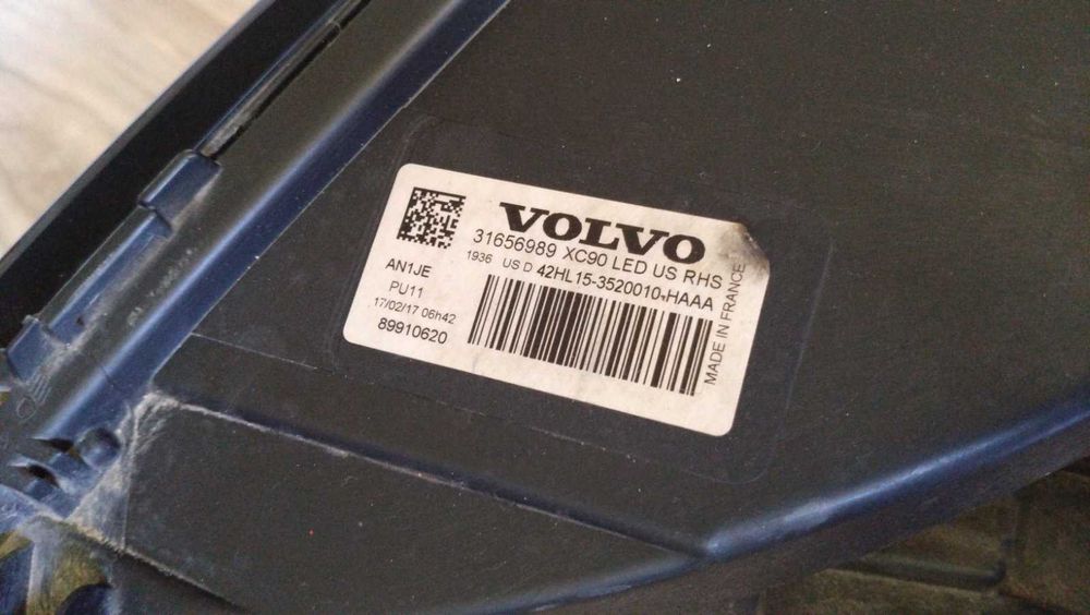 Фар за Volvo XC 90 2