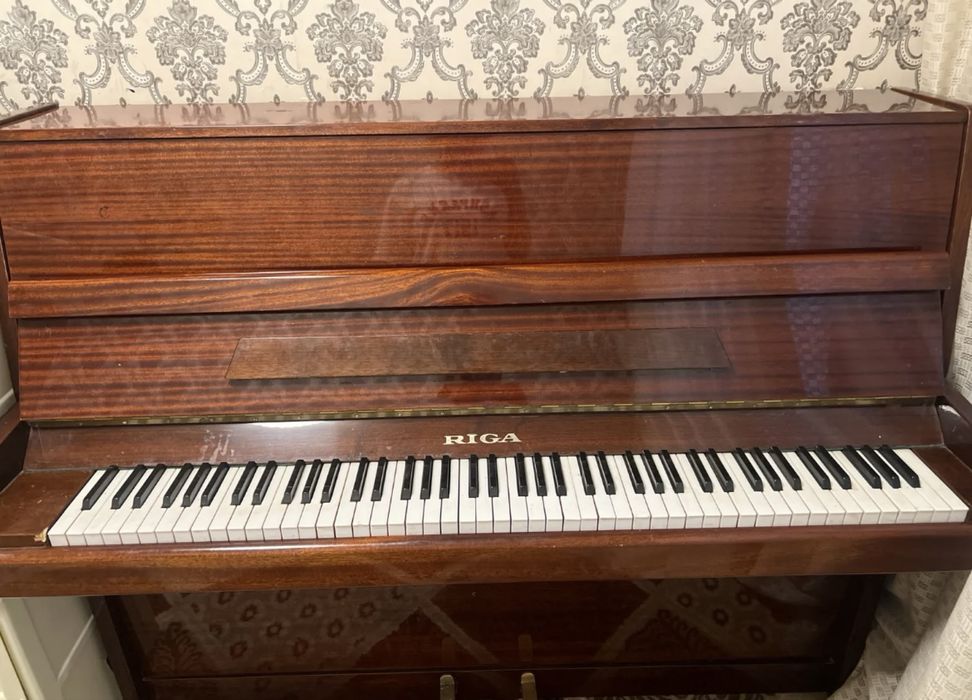 Pianino riga sotiladi