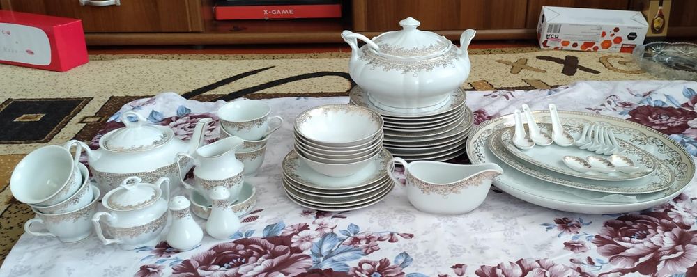 Набор столовой посуды