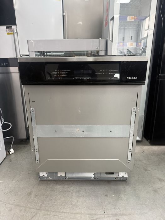 Съдомиялна MIELE 60/см с три кошници
