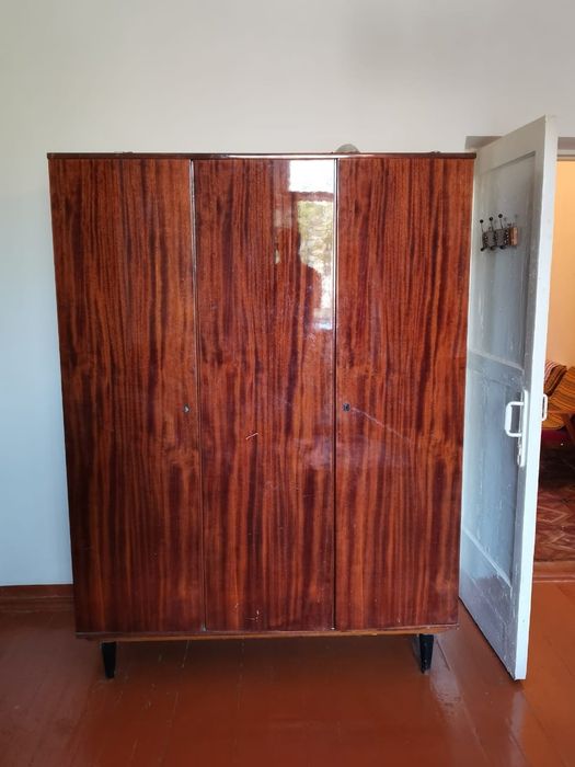 Мебель б/у для спальни