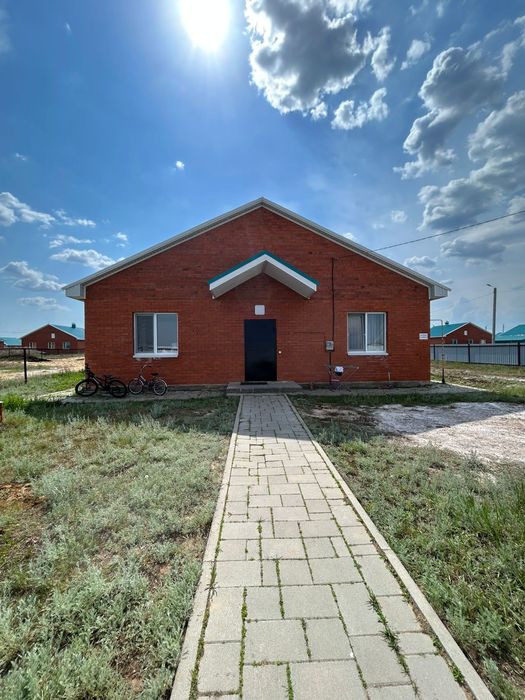 Продам дом в мкрн Бирлик