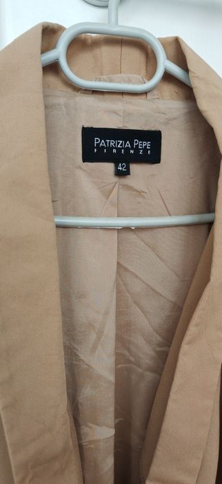 Sacou Patrizia Pepe marime 42/ S bej