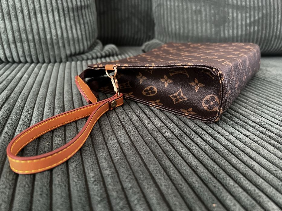 Дамски чанти Valentino Hermes LV