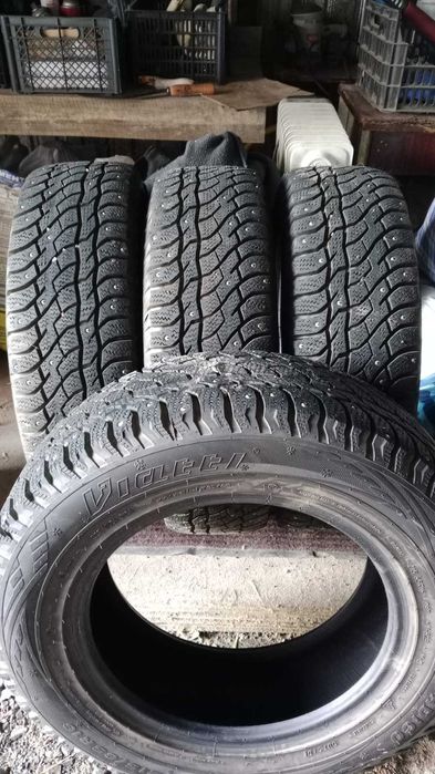 Продам зимнюю резину