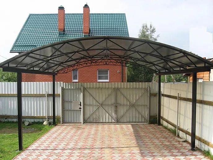 Навесы для автомобилей и для дома.