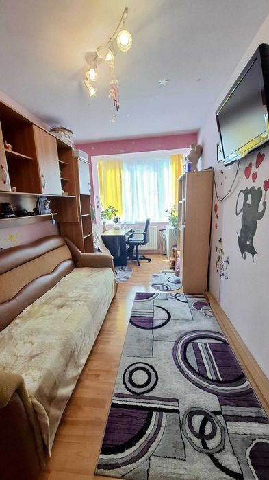 De vanzare Apartament cu 3 camere