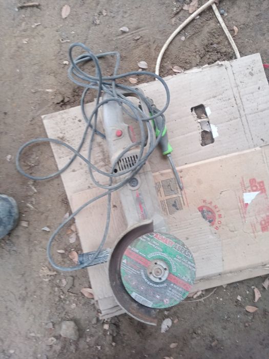 Болгарка сатылады 180дік