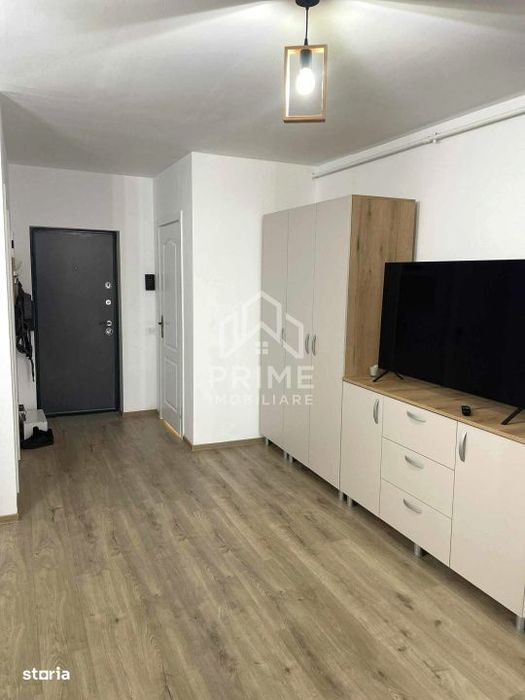Apartament cu 2 camere, 45 mp utili - Lift + Loc parcare — fotografia 3