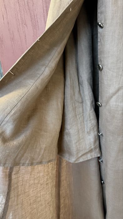 Красивое платье Zardozi