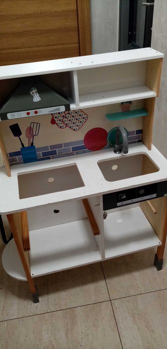 Дървена детска кухня