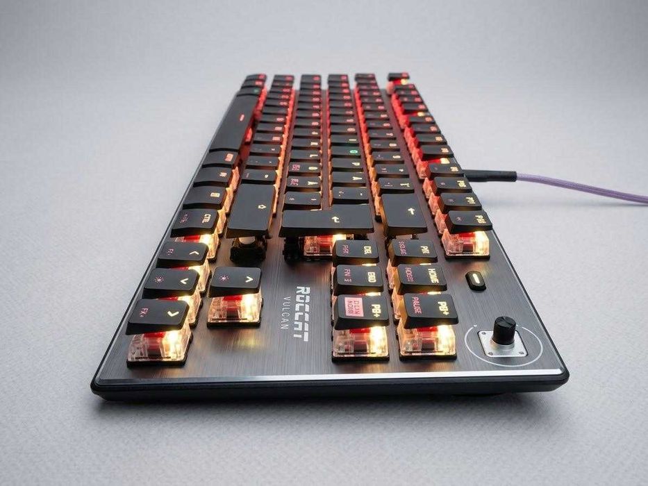 Tastatura mecanica Roccat Vulcan TKL
