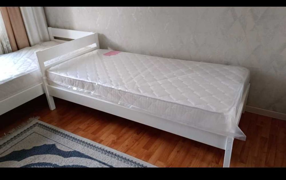 Кровать из натуральной многослойной березовой древесины