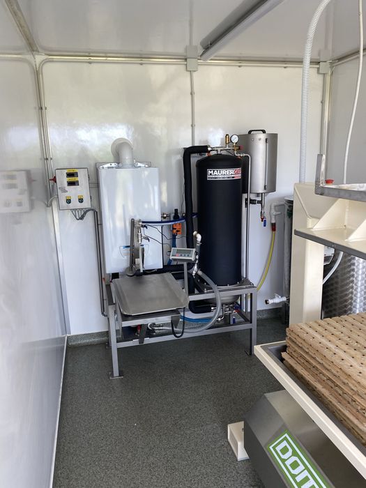 Linie mobilă producție suc mere – presă + pasteurizator + Bag-in-Box – remorcă 2021