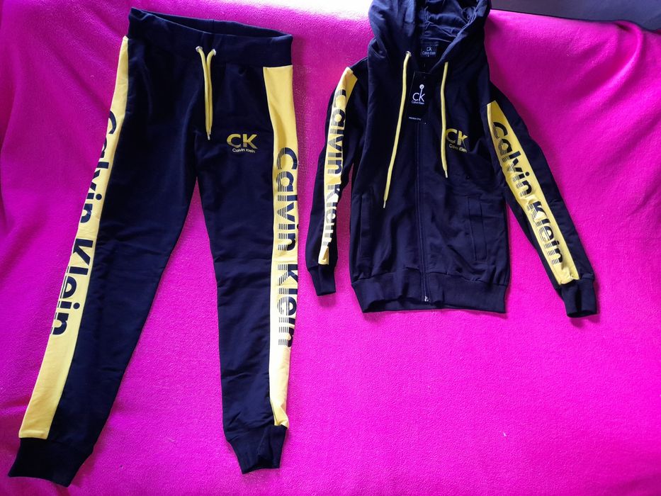 Trening pantalon+bluza marimi S M XL