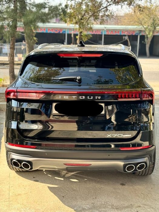 JETOUR X70  сотилади