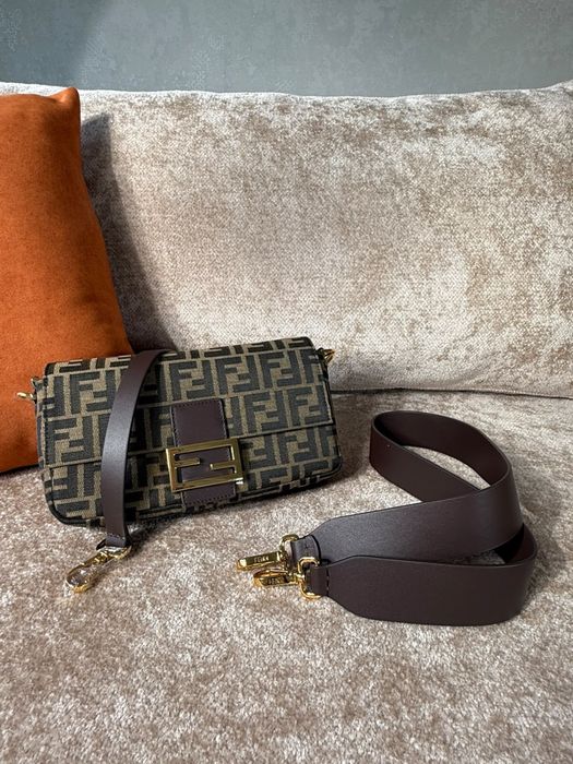Сумка новая Fendi Baguette Фенди Багет FF Jacquard 27 см