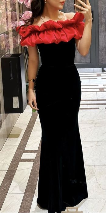 Черное облегающее платье длинное