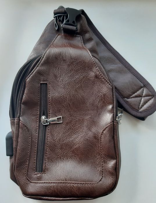 Продам мужскую сумку