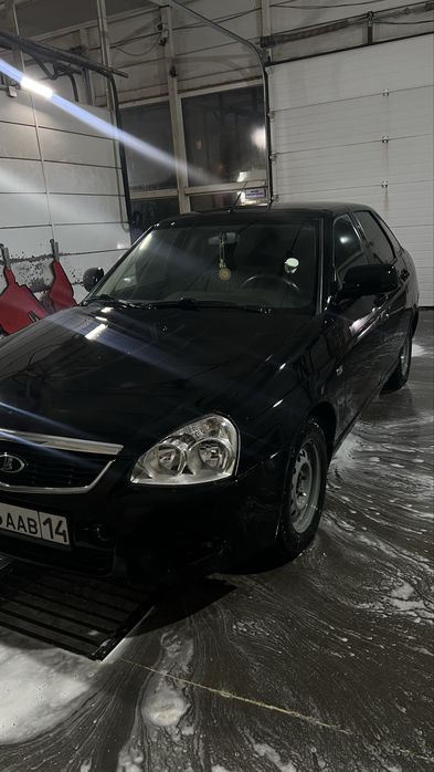 Продам  приора 2