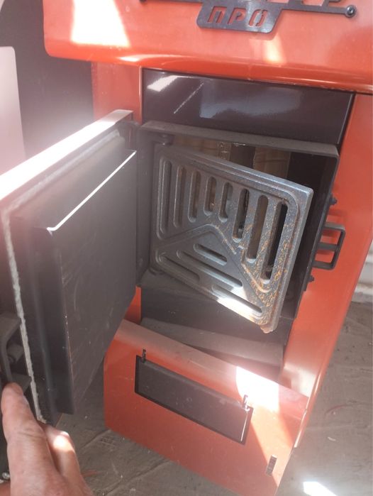 Неделка печь продается