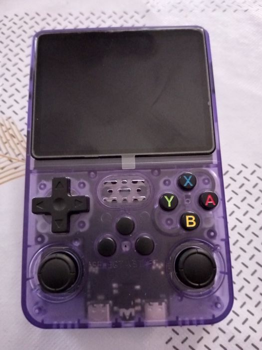 Gaming console sotiladi hamma trentdagi oyinlar bor