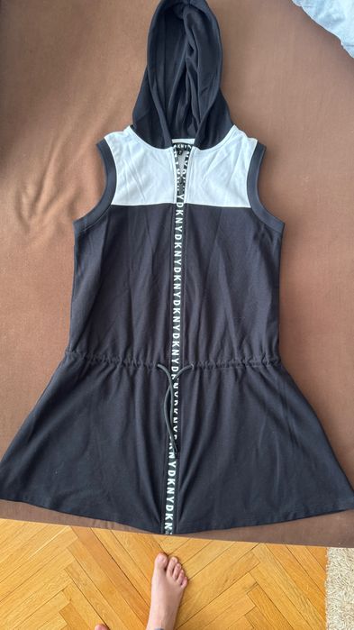 Оригинална рокля DKNY