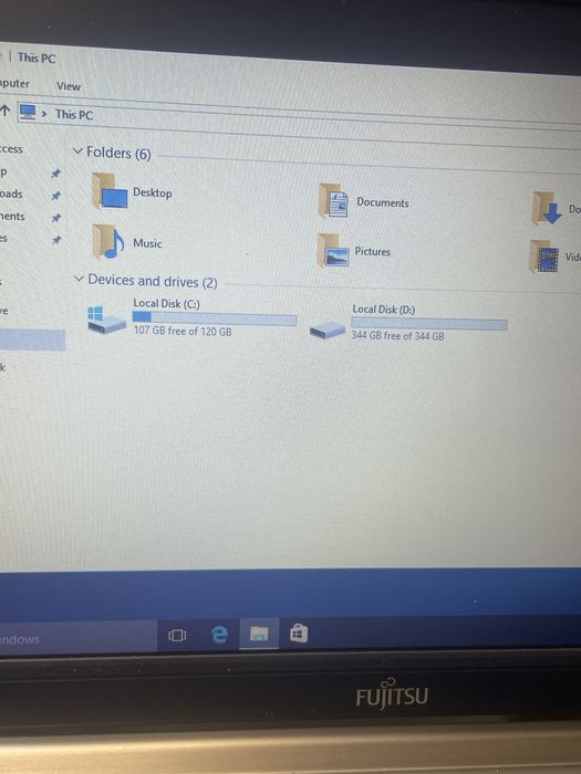 Laptop Fujitsu Siemens E756